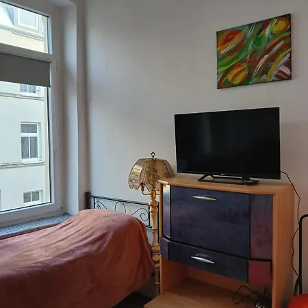 Апартаменты Familienappartement In Zentrum Шверин